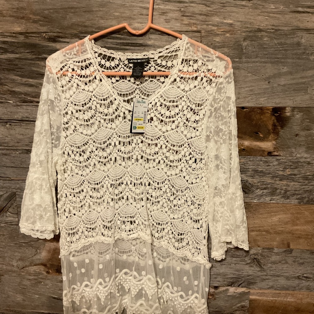 Lauren Michelle Crochet top